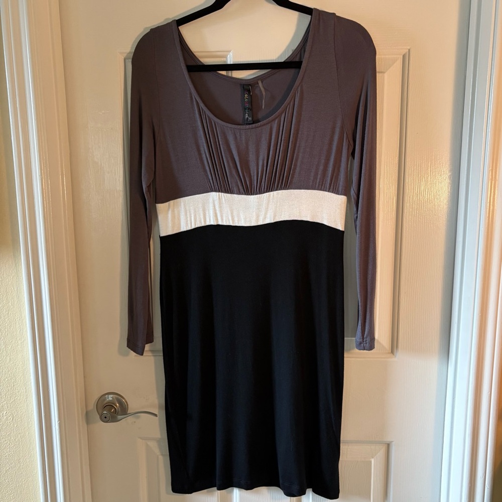ANM Colours Colorblock Long Sleeve Dress - Picture 2 of 10